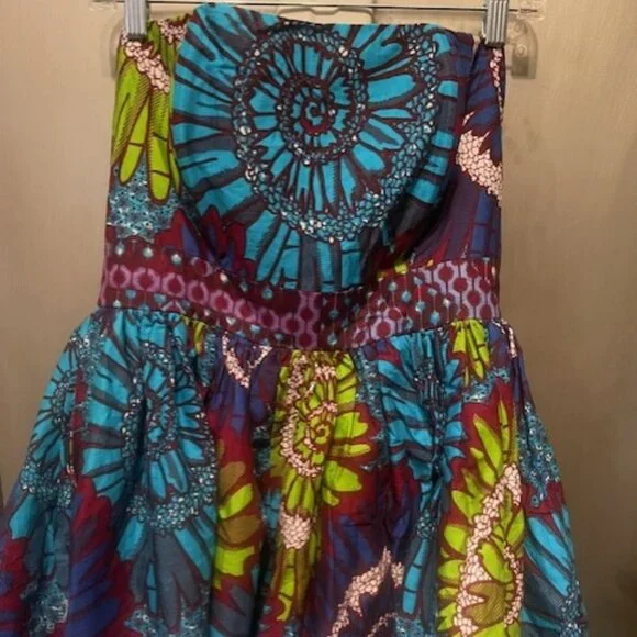 Sika Strapless Fit & Flare Dress - Floral Ghanian Print - Picture 7 of 16